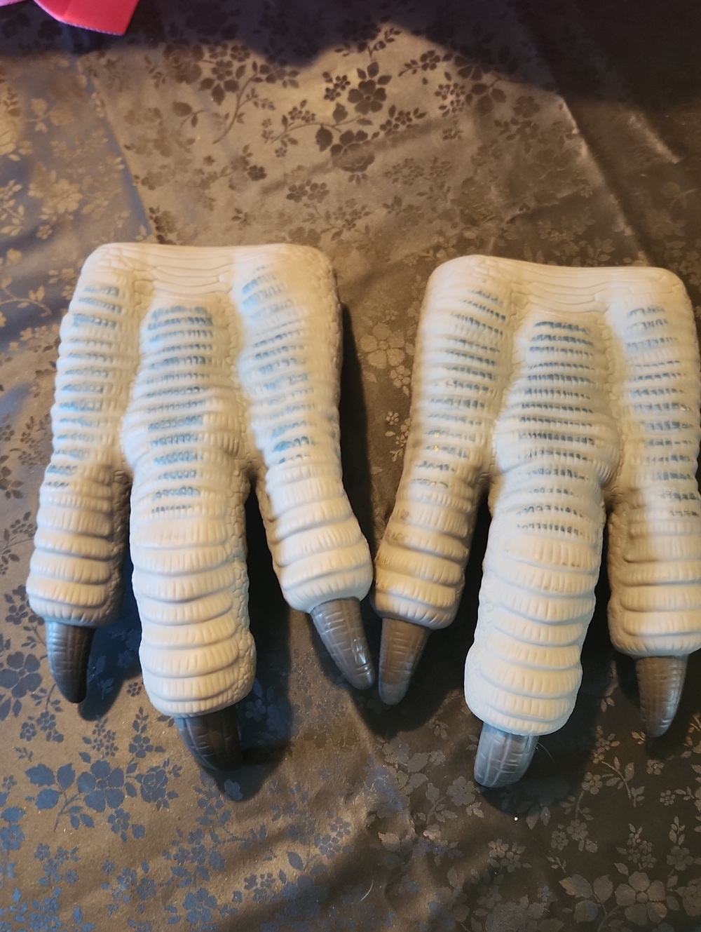 Grey/ Green Rubber Dinosaur/Monster Claw Hand Puppets with Gray Tips